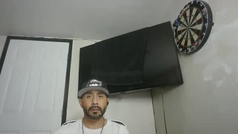 Snapshot of faded805 chatting on October 27, 6:50 am Mark online show from October 27, 6:50 am