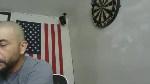 Snapshot of faded805 chatting on February 12, 8:53 am Mark online show from February 12, 8:53 am