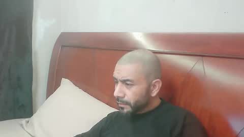 Snapshot of faded805 chatting on March 4, 9:48 am Mark online show from March 4, 9:48 am