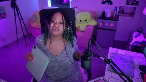 aisha online show from March 7, 5:51 am