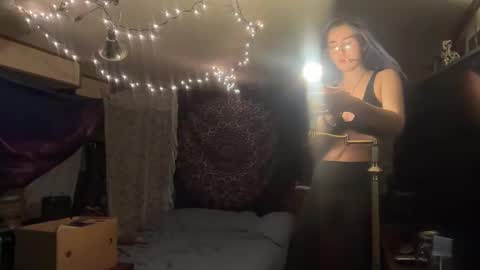 Snapshot of faexoxoxo chatting on January 23, 5:56 am Fae online show from January 23, 5:56 am