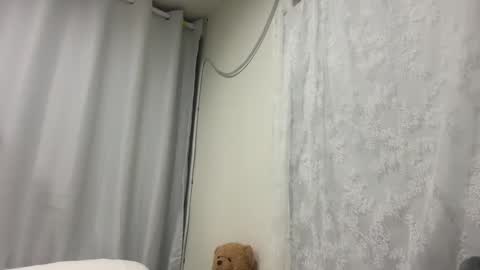 fahsai solo online show from March 23, 4:49 am