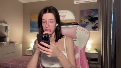 Bloom  online show from October 17, 9:34 am