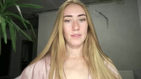 fairy_face online show from September 11, 8:53 pm