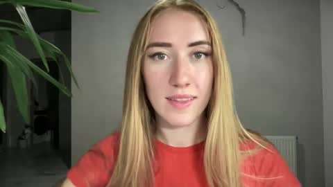 fairy_face online show from September 23, 7:39 pm