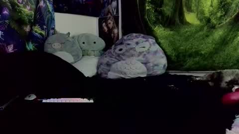 Snapshot of fairy_moan chatting on December 17, 3:45 am fairy_moan online show from December 17, 3:45 am