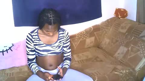 Snapshot of fairy_pearl chatting on February 27, 11:10 am fairy_pearl online show from February 27, 11:10 am