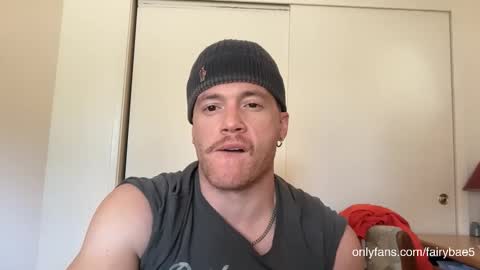 Travis online show from October 31, 7:37 pm