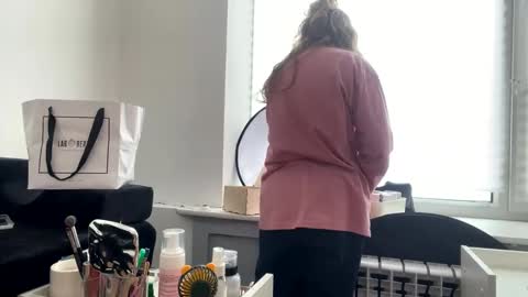 Snapshot of fairyilona chatting on February 18, 10:27 am Ilona online show from February 18, 10:27 am