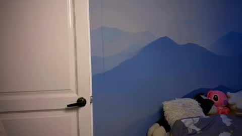 Snapshot of fairyilona chatting on December 16, 7:24 am Ilona online show from December 16, 7:24 am