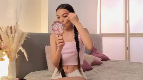 My name is Milisa  online show from April 4, 11:08 am