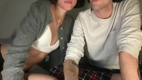 fakenshitbrah2 online show from December 3, 5:04 am