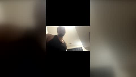 Snapshot of falahafterdark chatting on March 28, 3:17 am falahafterdark online show from March 28, 3:17 am