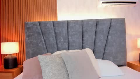  Leila.... online show from March 12, 12:33 pm