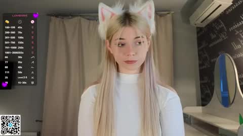 Emilia online show from February 26, 4:14 am