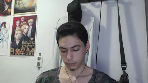 fall_dutt online show from February 20, 6:26 am