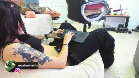 Megan    630  1330 -5 online show from April 1, 1:52 pm