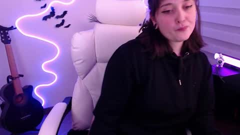 OF fallenag 1 online show from October 18, 11:05 pm