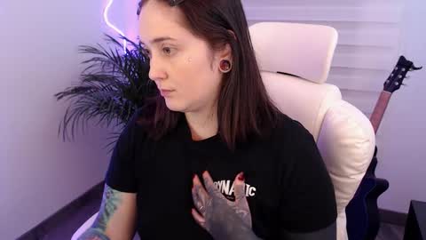 OF fallenag 1 online show from December 2, 1:00 am