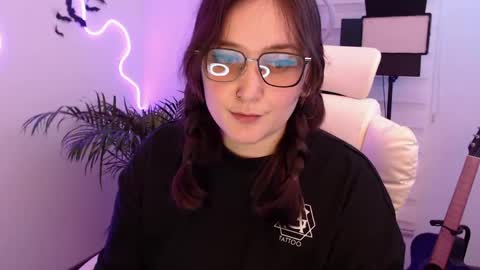 OF fallenag 1 online show from May 31, 1:03 am