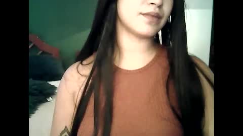 Love online show from March 11, 3:18 pm