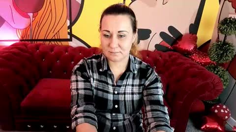 famousemuse online show from March 25, 1:50 pm