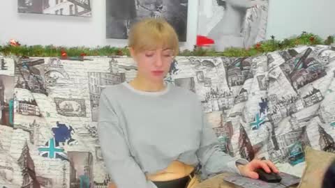 Nancy online show from December 24, 6:22 am