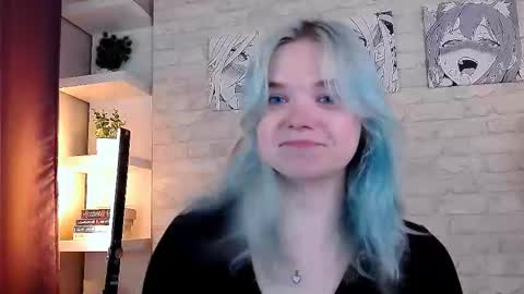 Snapshot of fancybella chatting on October 25, 2:35 pm Bella online show from October 25, 2:35 pm