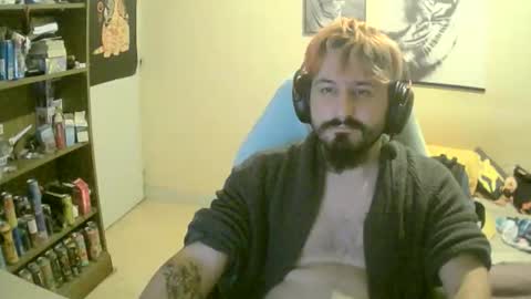 Snapshot of fangtiger chatting on November 8, 10:52 pm Kevin online show from November 8, 10:52 pm