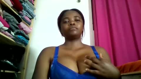 fanie06 online show from March 18, 6:44 pm