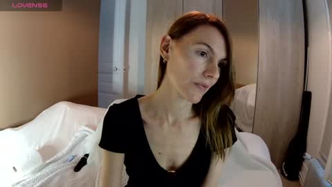 Fanny online show from June 29, 11:43 am