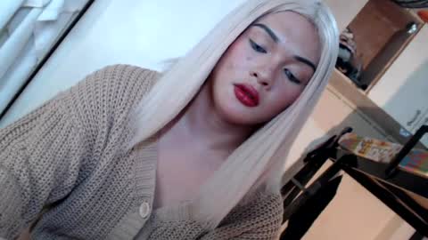 DANIELLA - DONT FORGET TO GIVE ME A THUMBSU UP online show from July 23, 1:41 am