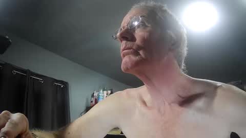 fantasyresort online show from December 17, 4:07 am