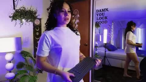 Farah online show from November 22, 12:04 pm