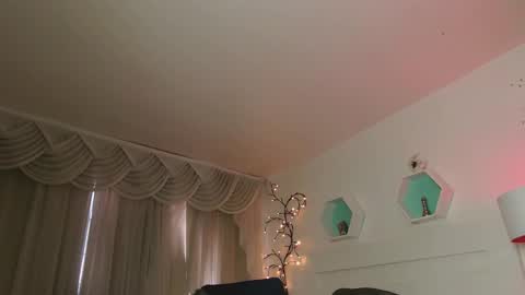 Farah online show from February 27, 12:05 pm