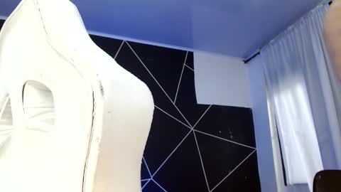 Snapshot of farichell chatting on December 3, 8:29 pm fari online show from December 3, 8:29 pm