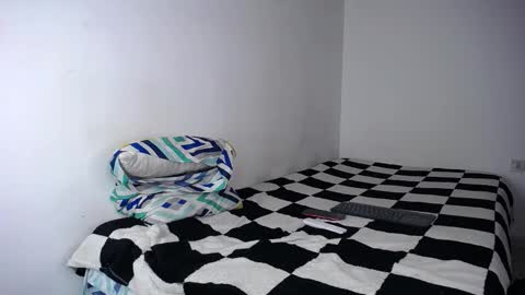 Snapshot of farid_24 chatting on February 23, 11:46 pm farid_24 online show from February 23, 11:46 pm