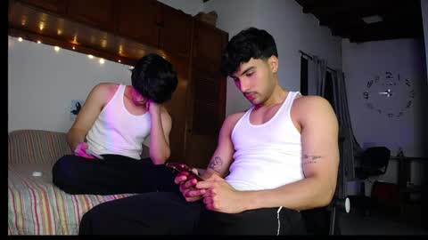 Snapshot of farid_24 chatting on May 25, 1:44 am farid_24 online show from May 25, 1:44 am