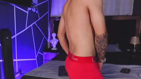 farid_jake_ online show from January 10, 1:42 am