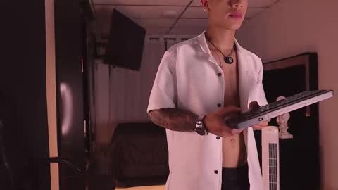 farid_jake_ online show from October 5, 3:16 am