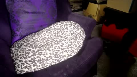 Farrah online show from February 27, 3:37 pm