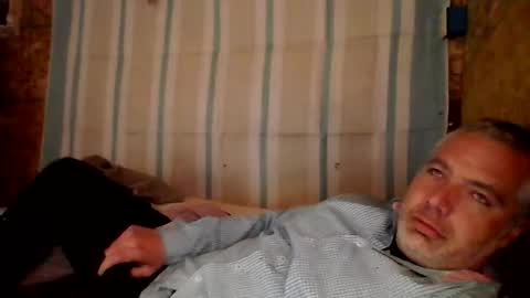 Snapshot of farrisshane1985 chatting on February 15, 8:13 am farrisshane1985 online show from February 15, 8:13 am