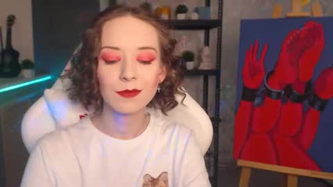 Fascinating   Eyes online show from October 29, 6:31 pm