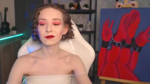 Fascinating   Eyes online show from February 4, 9:20 pm