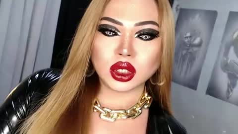 vana online show from January 18, 7:39 pm