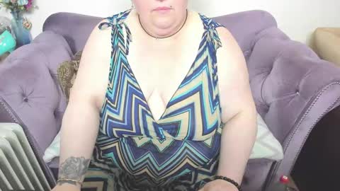 fashiona online show from November 22, 12:04 pm