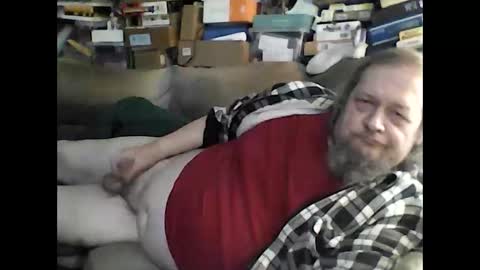 Snapshot of fasteddysex chatting on December 9, 6:34 am HoneyCumJuice4U online show from December 9, 6:34 am