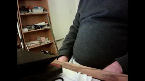 Snapshot of fatbellyitalian chatting on January 21, 11:03 am fatbellyitalian online show from January 21, 11:03 am