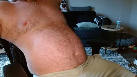 fatboys8705 online show from May 8, 10:59 pm