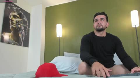 M A T  T E O online show from April 8, 7:14 pm